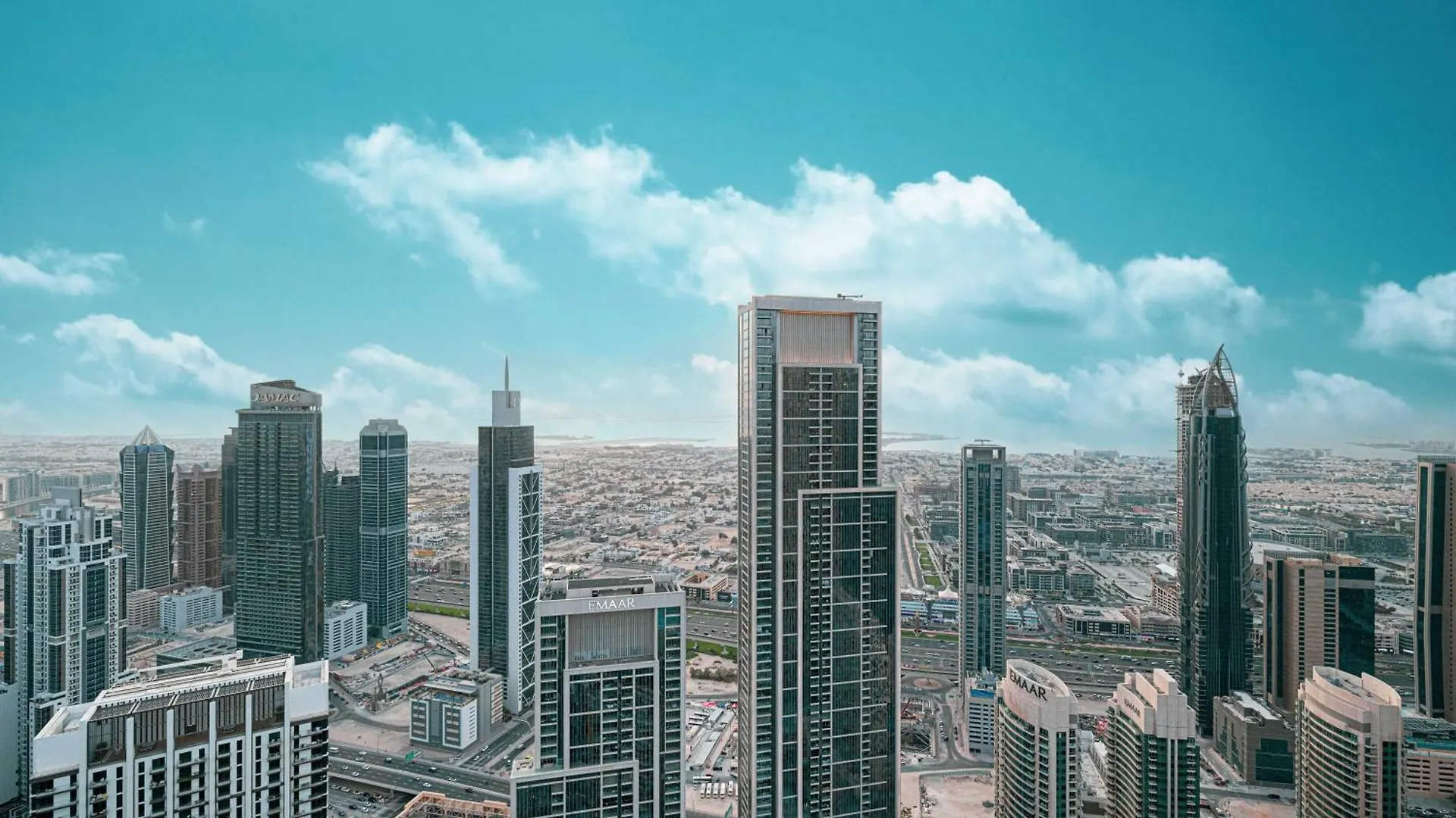 Great View From 63Th Floor! Amazing Pool With Burj View! Grande Signature! Dubai United Arab Emirates